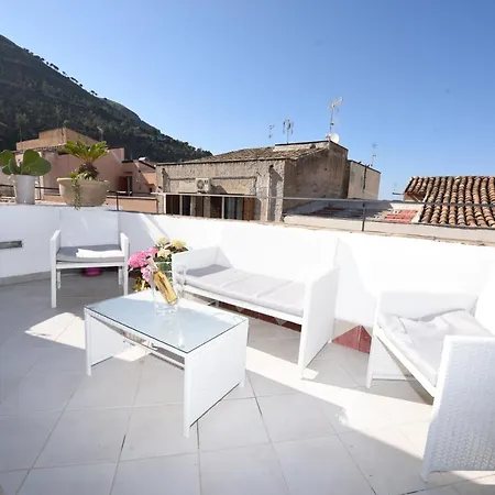 Palazzo Taormina Apartment Castellammare del Golfo Exterior photo